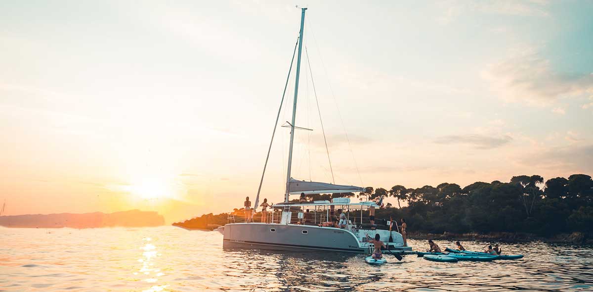 the catamaran Lemon in Marseille